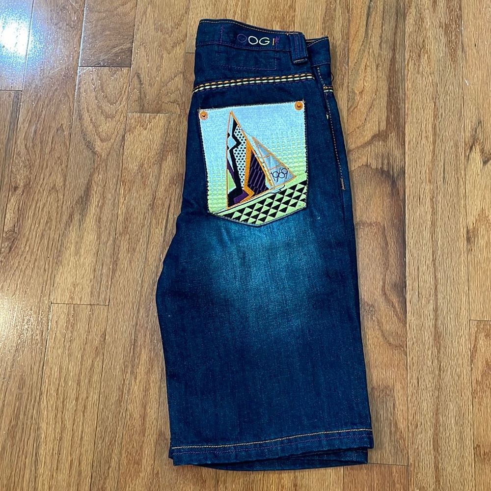 LAST CHANCE COOGI Jean Shorts Size 10 Boys Embroidered Key Pocket Longer